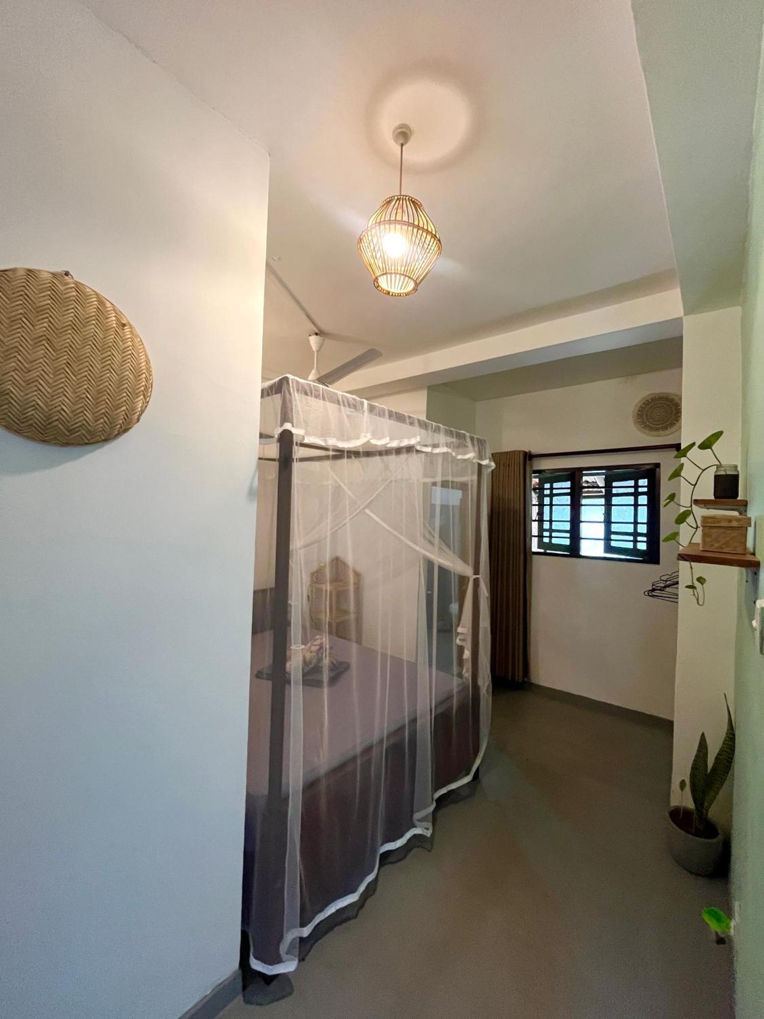 Polhena Just Another Guesthouse מראה חיצוני תמונה